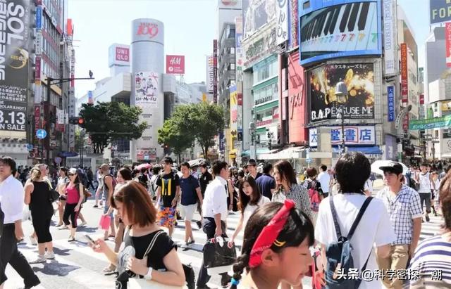 有報道稱(chēng)日本政府明年開(kāi)始推行AI婚配，利用的是什么原理？你能接受嗎？